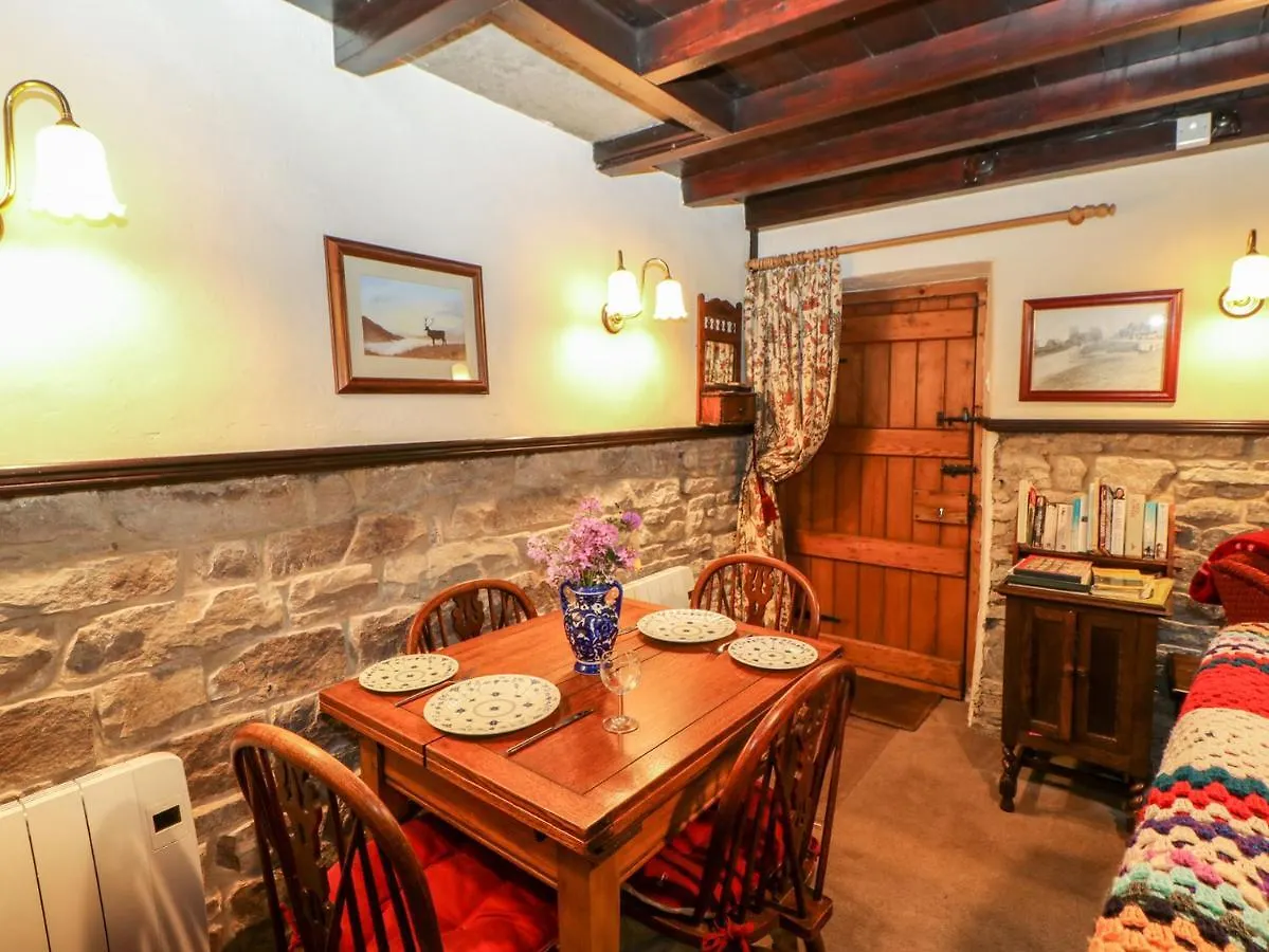Storeys Cottage, Leyburn Holiday home
