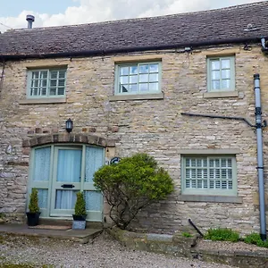  Holiday home White Swan